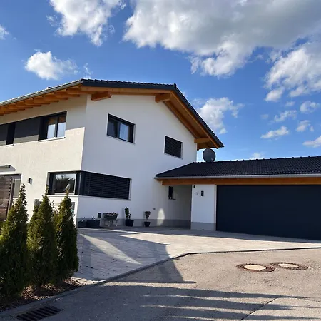 Im Souterrain Mit Terrasse Apartment Hopferau