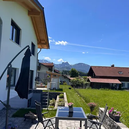Apartment Im Souterrain Mit Terrasse Hopferau