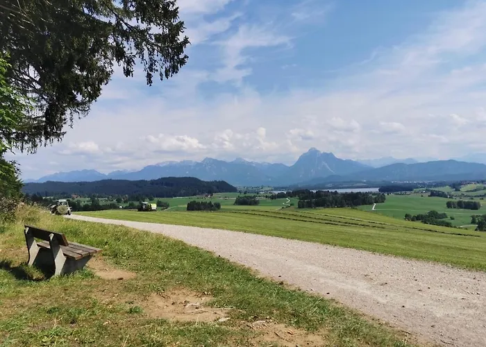 Im Souterrain Mit Terrasse