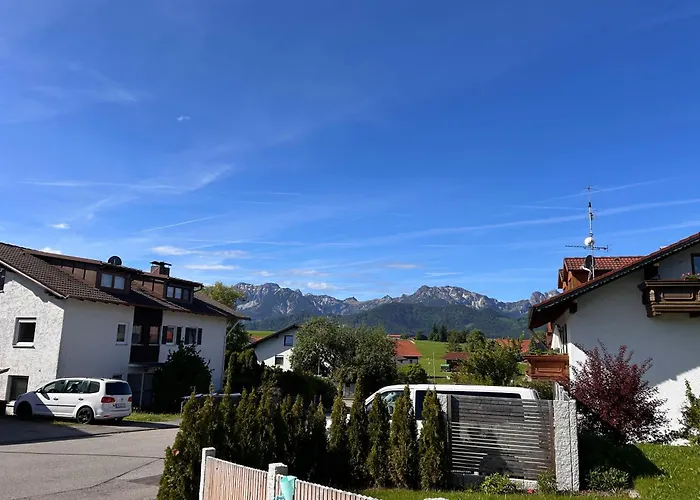Im Souterrain Mit Terrasse *